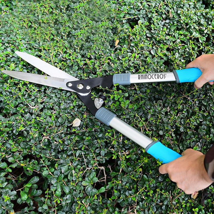 Stainless steel hedge shears function